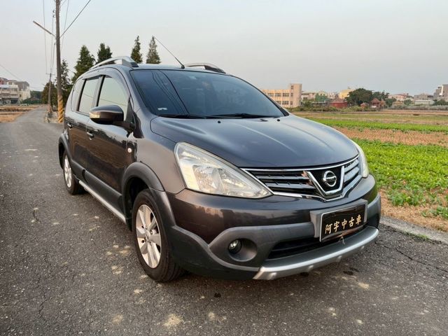 NISSAN 認證專賣店 正一手車 稀有旗艦版本 IKEY 恆溫 抬頭 電自動收折後視鏡  全程原廠保養  第1張相片