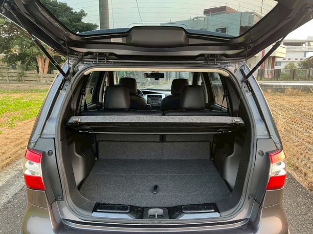 NISSAN 認證專賣店 正一手車 稀有旗艦版本 IKEY 恆溫 抬頭 電自動收折後視鏡  全程原廠保養  第7張相片