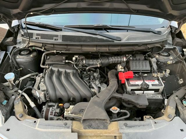 NISSAN 認證專賣店 正一手車 稀有旗艦版本 IKEY 恆溫 抬頭 電自動收折後視鏡  全程原廠保養  第18張相片