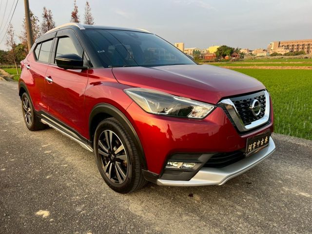 NISSAN認證專賣店 智行旗艦雙色滿配版 全程原廠保養 原廠保固中 紅色黑頂 數位電視 原廠衛星導行 前後雙錄  第1張相片