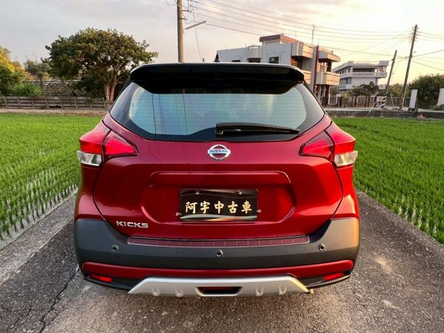 NISSAN認證專賣店 智行旗艦雙色滿配版 全程原廠保養 原廠保固中 紅色黑頂 數位電視 原廠衛星導行 前後雙錄  第5張相片