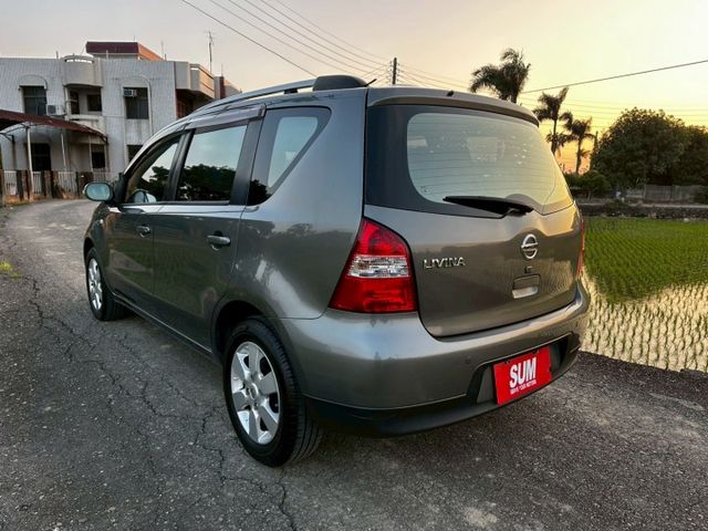 NISSAN 專賣店 頂級IKEY  恆溫 電摺  僅跑12萬 大空間 大省油 大舒適 小家庭用車首選  第4張相片