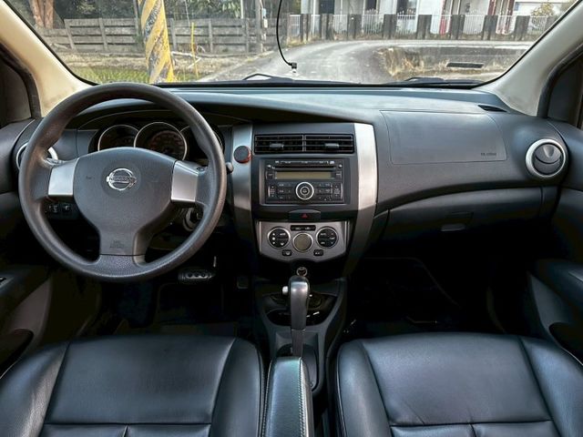 NISSAN 專賣店 頂級IKEY  恆溫 電摺  僅跑12萬 大空間 大省油 大舒適 小家庭用車首選  第10張相片