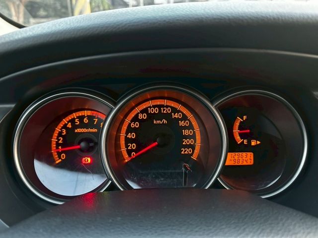 NISSAN 專賣店 頂級IKEY  恆溫 電摺  僅跑12萬 大空間 大省油 大舒適 小家庭用車首選  第12張相片