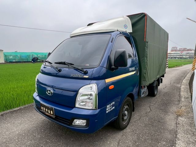 新款六期小霸王 單箱自排 僅跑5萬 加值5萬雙缸三尺油壓尾門  六顆全新輪胎 買回去直接賺錢  第3張相片