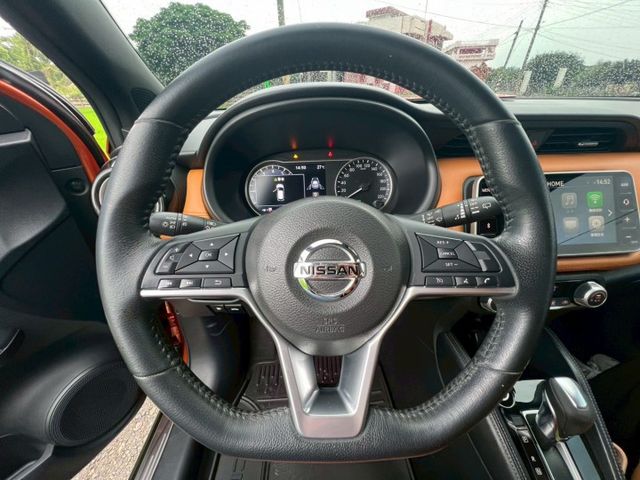 NISSAN專賣店 愛馬仕橘  獻給獨特的你 頂規雙色智行旗艦版 僅跑5萬 保固2年五萬公里  第12張相片