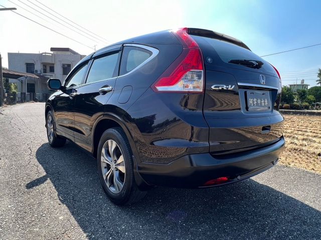 高妥善率實用性休旅車 CRV 2.4 VTIS版本 全程原廠保養 只跑7萬多 換檔快撥 天窗 四安  第5張相片