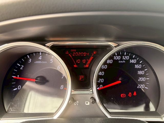 NISSAN專賣店 原版件，實跑20萬公里，車況良好。省油耐用，輕鬆入手代步首選，歡迎預約賞車  第12張相片