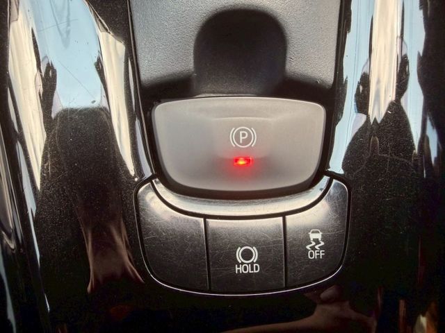 個性小跑車 稅金一年8640 全車原版件  豪華版 電熱椅 LED頭燈 AUTOHOLD 原廠GARMIN影音主機  第15張相片
