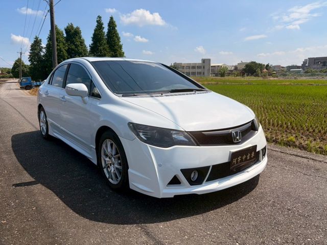 年輕人的代步車 高妥善率 高回頭率 認證車 原廠RR包 歡迎賞車試乘  第1張相片
