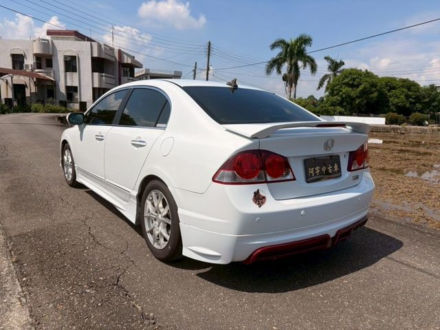 年輕人的代步車 高妥善率 高回頭率 認證車 原廠RR包 歡迎賞車試乘  第4張相片