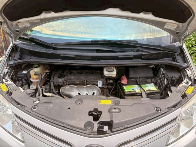 2.4豪華版七人座  乘載全家人的幸福 原版件  雙電動滑門 電動尾門 加熱座椅 第三排電動收折 全景天窗  第20張相片
