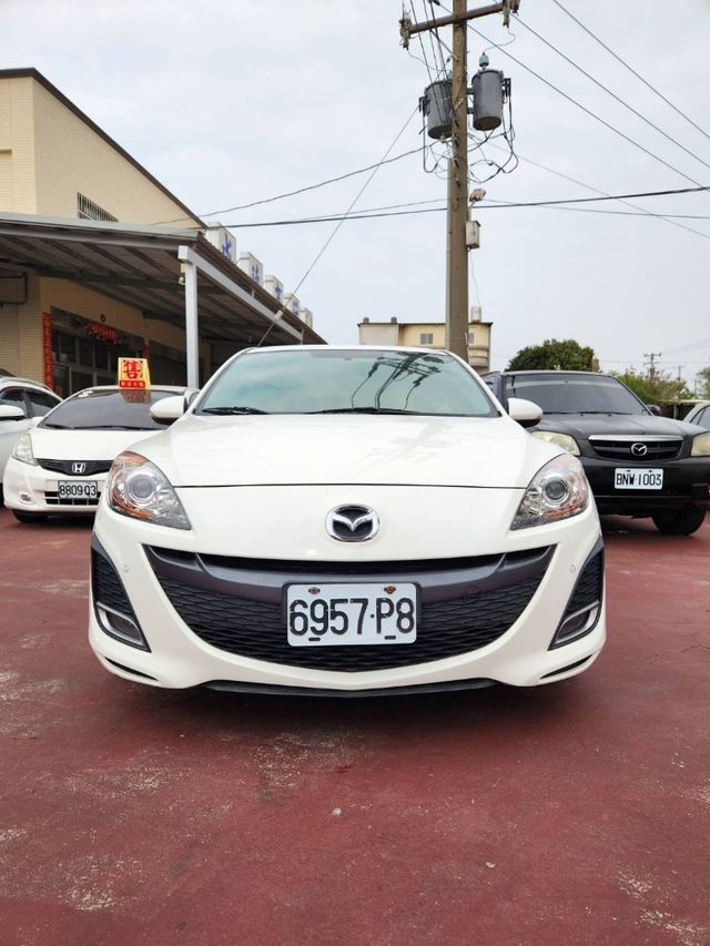 MAZDA馬自達 MAZDA 3  第2張相片