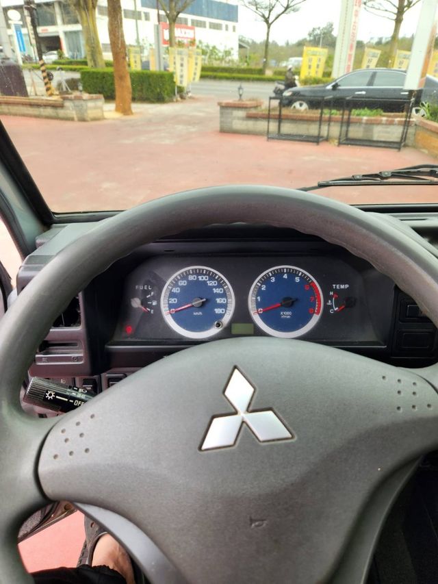 MITSUBISHI三菱 DELICA  第10張相片