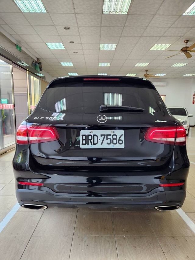 M-BENZ賓士 GLC300  第3張相片