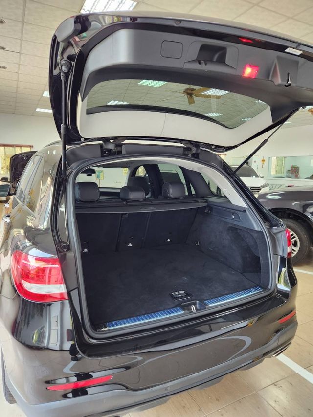 M-BENZ賓士 GLC300  第5張相片