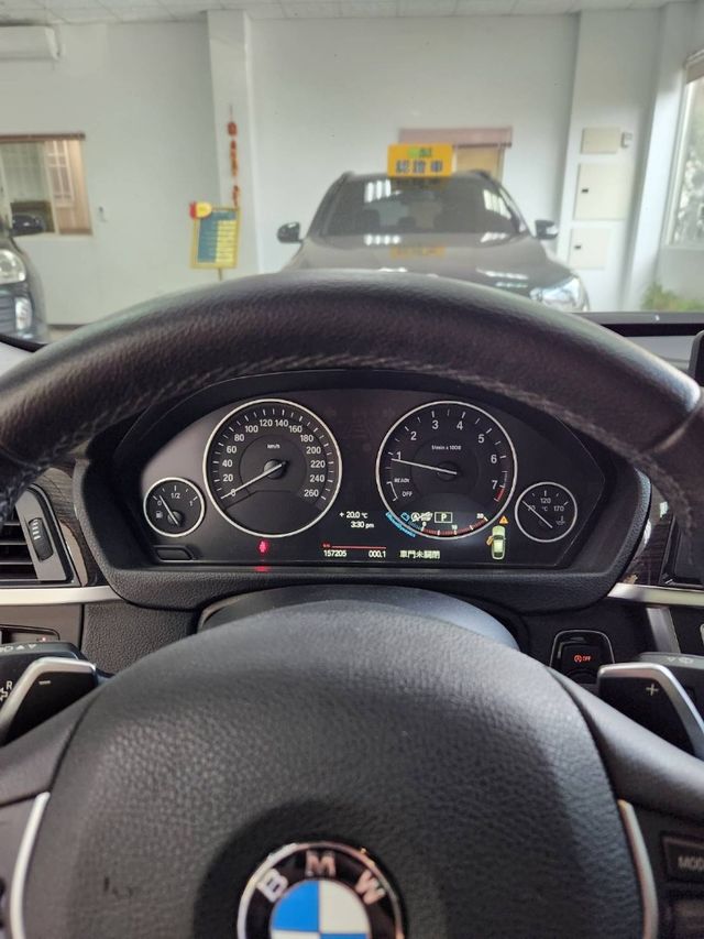 BMW寶馬 328I  第6張相片