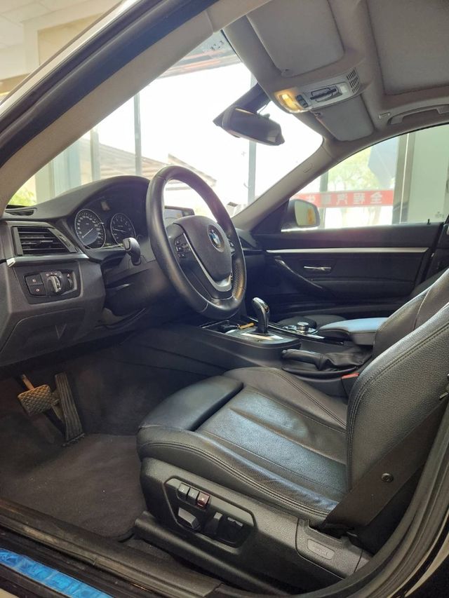 BMW寶馬 328I  第8張相片