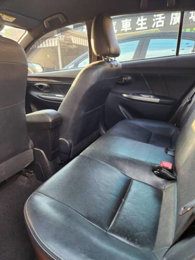 TOYOTA豐田 YARIS  第7張相片