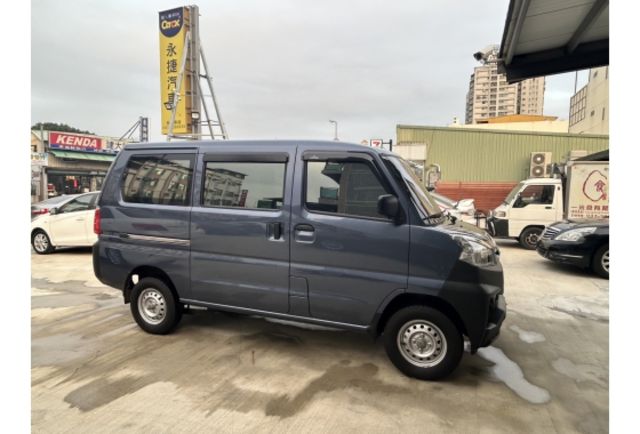 2021年A180廂車  第4張相片