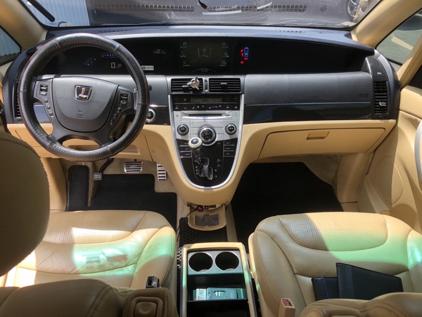 2009年 M7 好車不用費唇舌 頂配電滑門 空間大 舒適度高  第8張相片