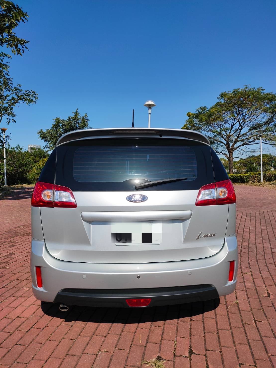 2011 Ford福特 IMax 2.0L 七人座 /原鈑件/無待修/天窗/倒車顯影/電折/邱生車業周小姐0955836122/LINE:zhen3280612  第11張相片