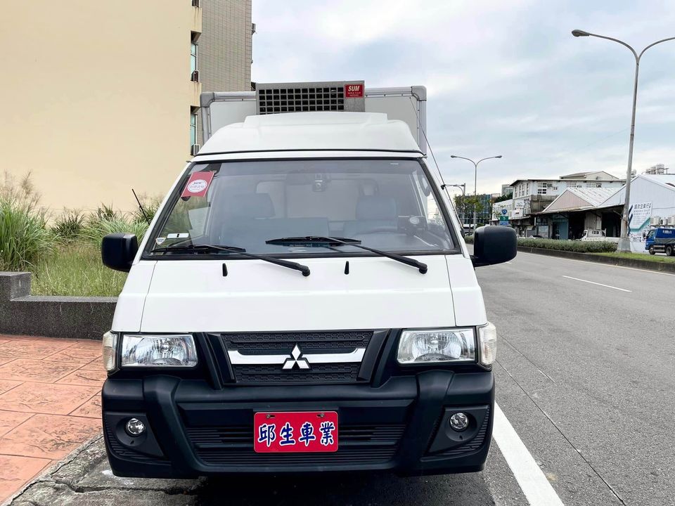 2013 Mitsubishi三菱 得利卡冷凍車 2.4L 手排 搶手款賺錢好夥伴 行車記錄器/衛星導航/倒車影像/溫度可-5度/0955836122周小姐/LINE：zhen3280612  第4張相片