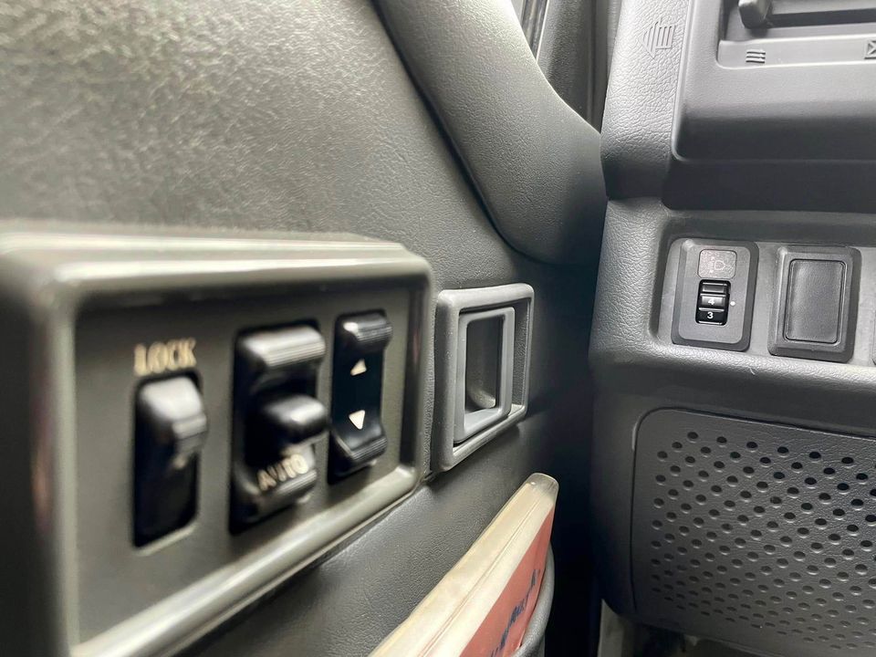 2013 Mitsubishi三菱 得利卡冷凍車 2.4L 手排 搶手款賺錢好夥伴 行車記錄器/衛星導航/倒車影像/溫度可-5度/0955836122周小姐/LINE：zhen3280612  第5張相片