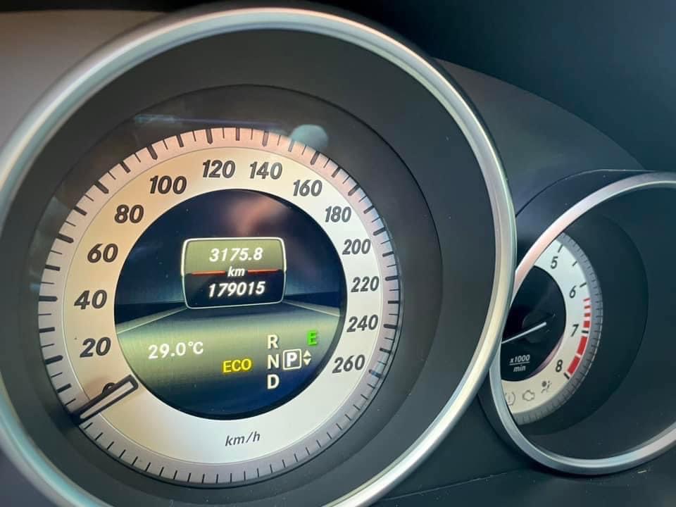 2014 M-Benz E-Class Estate E200 Avantgarde 安卓機/盲點/電尾門 /BC鍛造鋁圈 安全完整/0955836122周小姐/LINE：zhen3280612  第9張相片