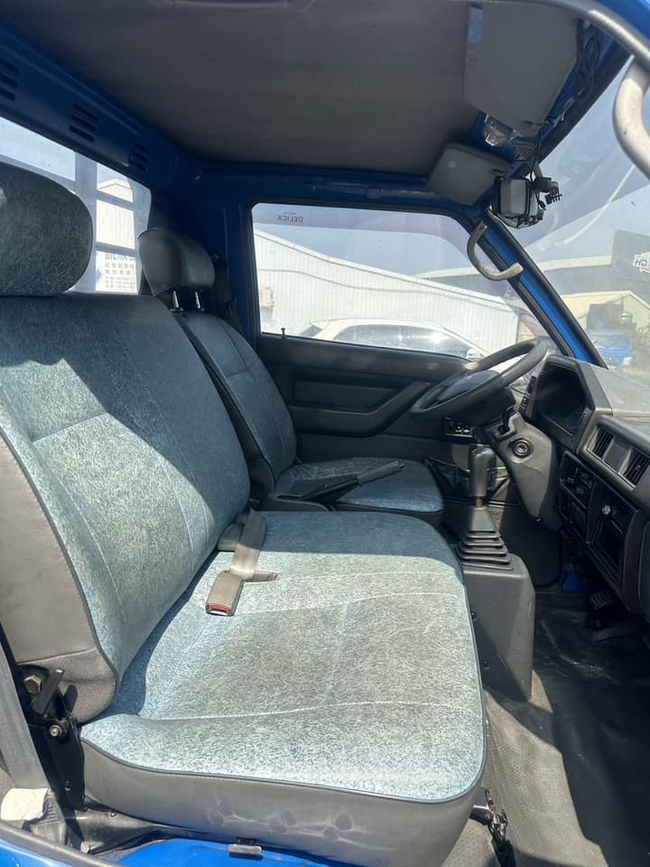 2013 三菱mitsubishi 得利卡貨車 手排 只跑8萬/免花直接上工賺錢錢/0955836122 周小姐/LINE：zhen3280612  第8張相片