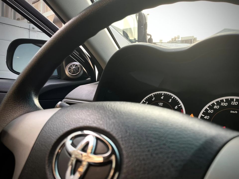 2010  TOYOTA Corolla Altis 1.8E 國民神車✨省油省稅/倒車顯影/恆溫空調/安卓機/0955836122 周小姐/LINE：zhen3280612  第5張相片