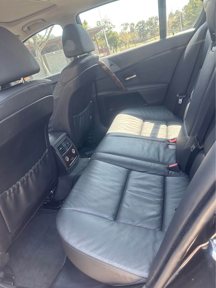 2007 BMW 523i  2.5L 少少的錢就可圓你一個夢/免鑰匙/後冷出風口/天窗/定速/0955836122 周小姐/LINE：zhen3280612  第7張相片