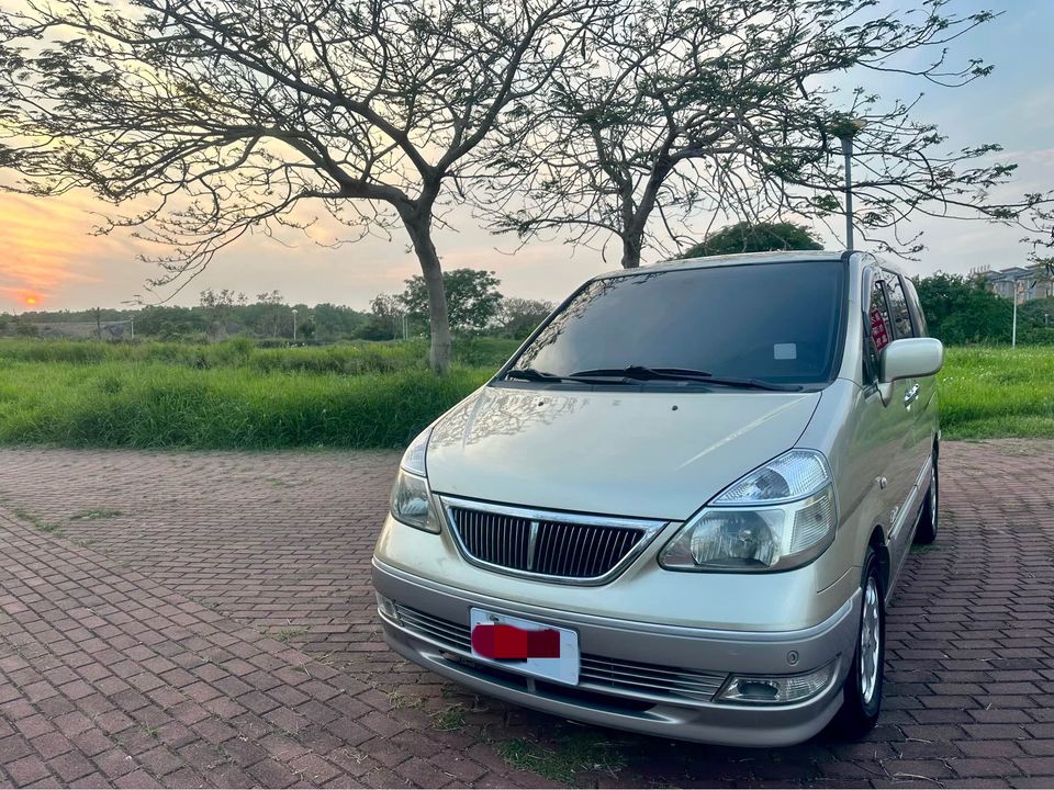 2005 NISSAN Serena QRV 2.0L 自排超大七人座/客貨兩用/全家大小出門沒問題/0955836122 周小姐/LINE：zhen3280612  第1張相片