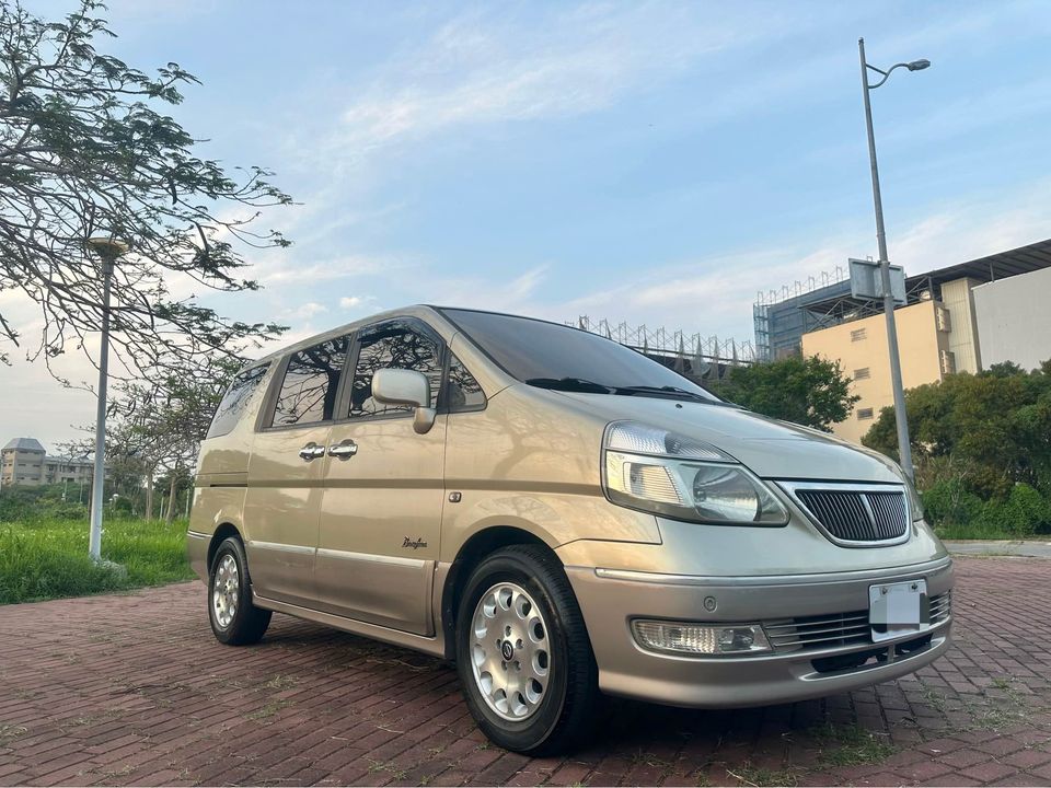 2005 NISSAN Serena QRV 2.0L 自排超大七人座/客貨兩用/全家大小出門沒問題/0955836122 周小姐/LINE：zhen3280612  第5張相片