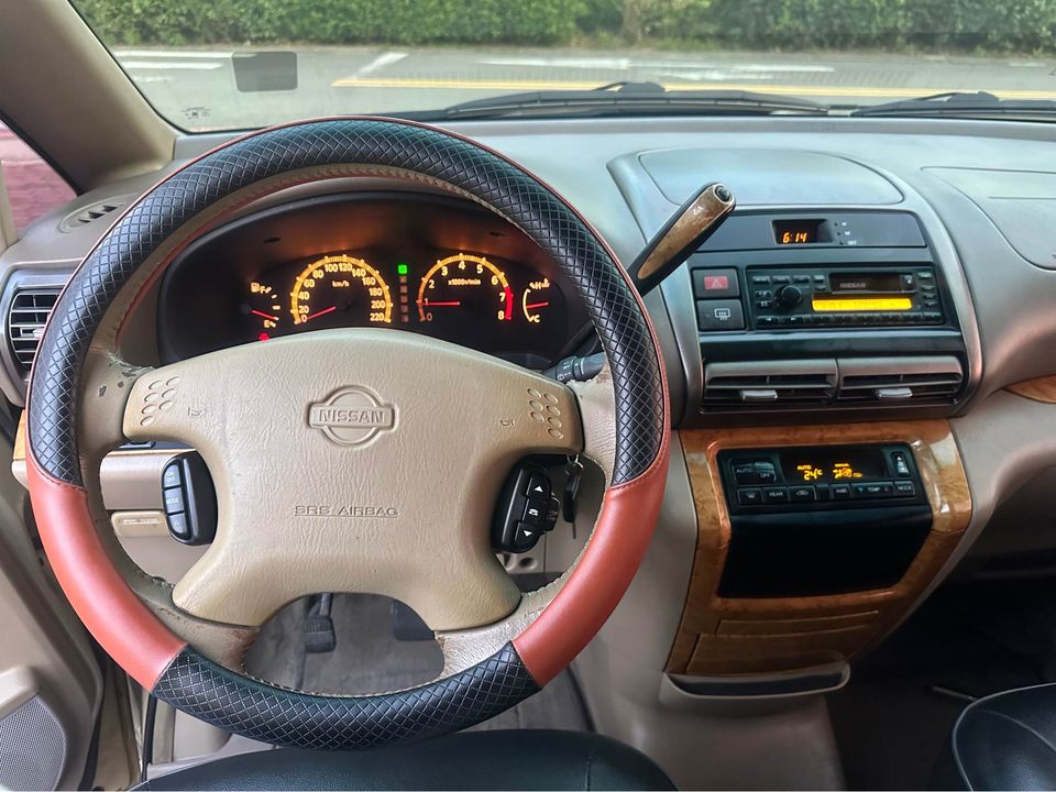 2005 NISSAN Serena QRV 2.0L 自排超大七人座/客貨兩用/全家大小出門沒問題/0955836122 周小姐/LINE：zhen3280612  第14張相片