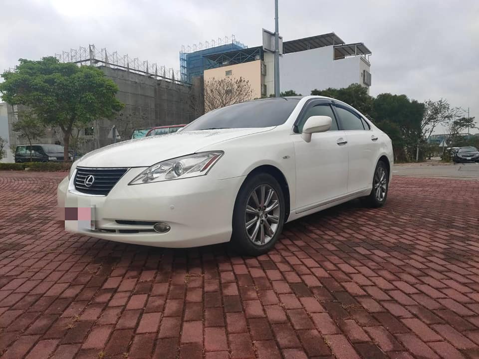 2006 Lexus es350 白 3.5L 便宜好開車況佳/認證車/專用大螢幕/全景天窗/免鑰匙/電動椅/0955836122 周小姐/LINE:zhen3280612  第5張相片