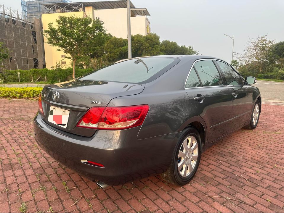 2007年 Toyota CAMRY 2.4L 後座出風口/駕駛座電動調整/雙安全氣囊/可認證/0955836122 周小姐/LINE：zhen3280612  第3張相片