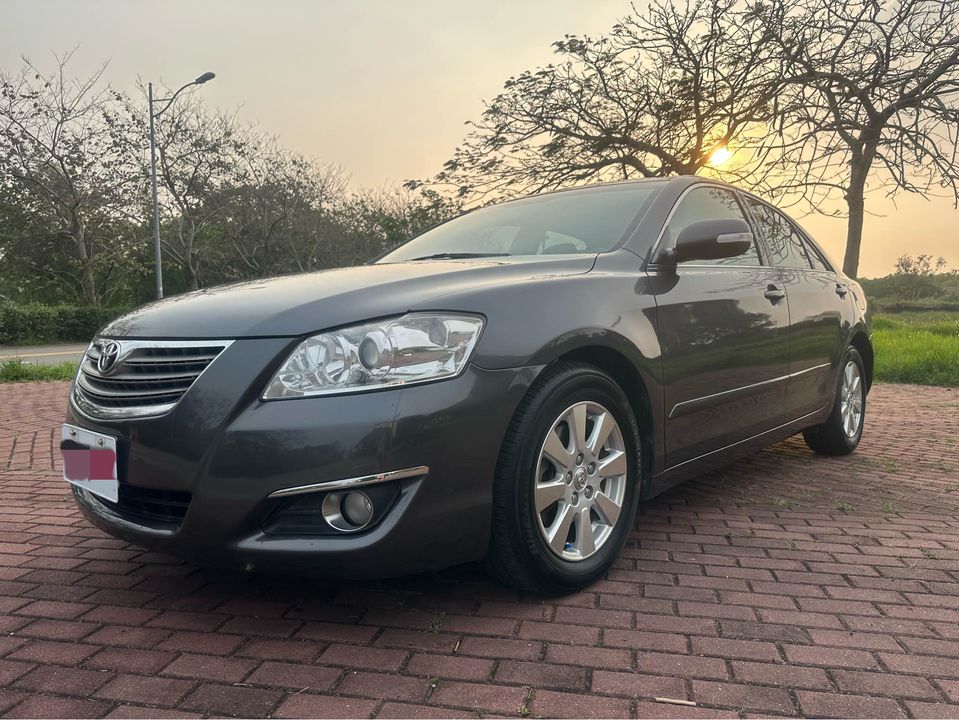 2007年 Toyota CAMRY 2.4L 後座出風口/駕駛座電動調整/雙安全氣囊/可認證/0955836122 周小姐/LINE：zhen3280612  第4張相片