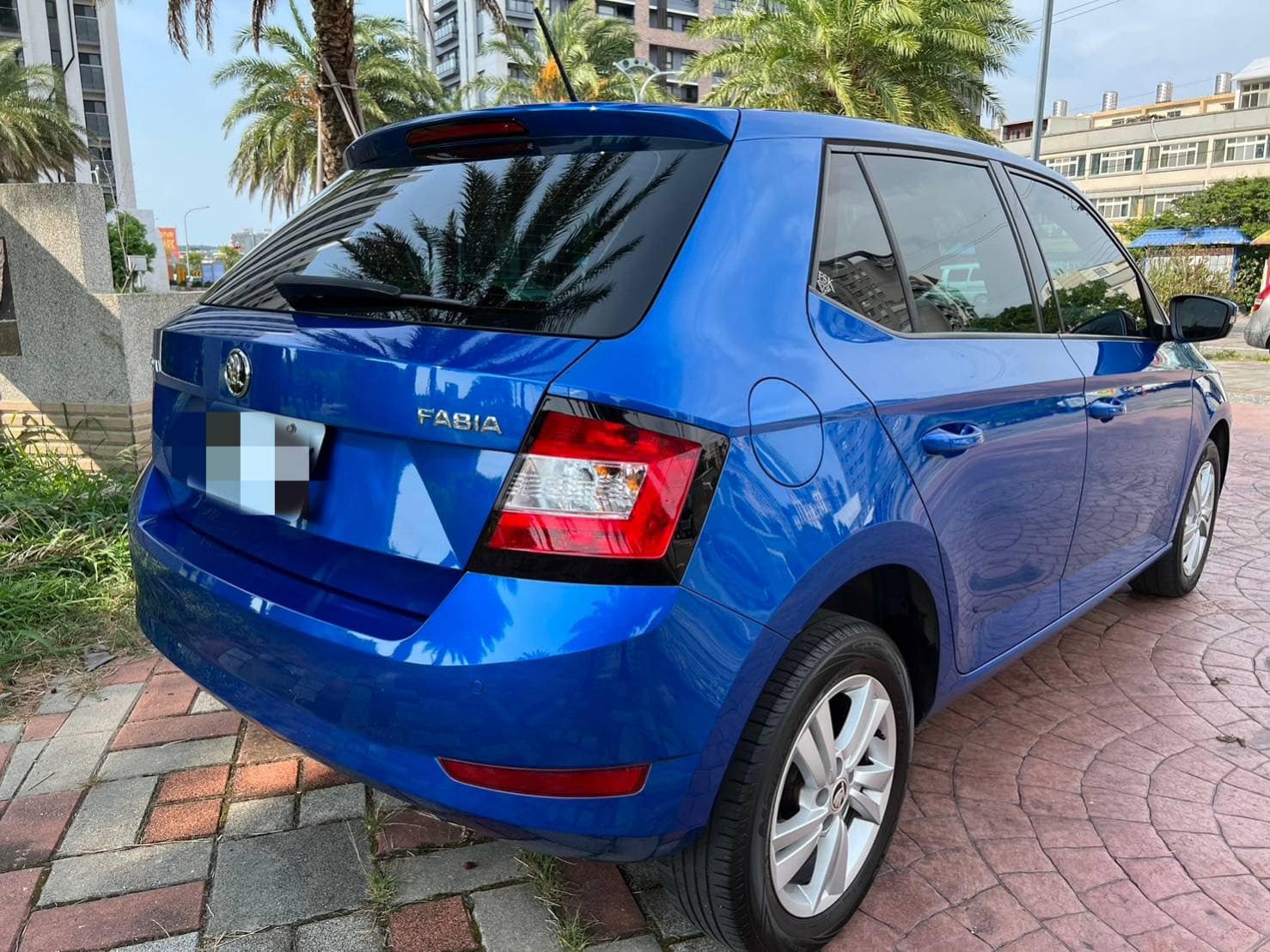 2019 Skoda Fabia 1.0 TSI 渦輪增壓 無傷 認證車 僅跑7萬 省油又省稅  第4張相片