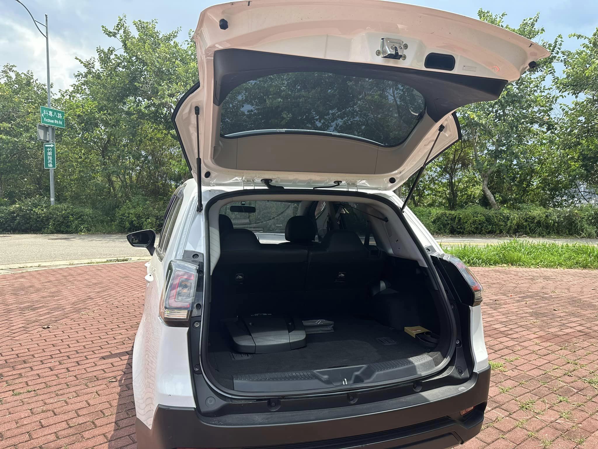 2020 Mitsubishi Colt Plus 1.5L 白 僅跑6萬 一手原鈑件  第5張相片
