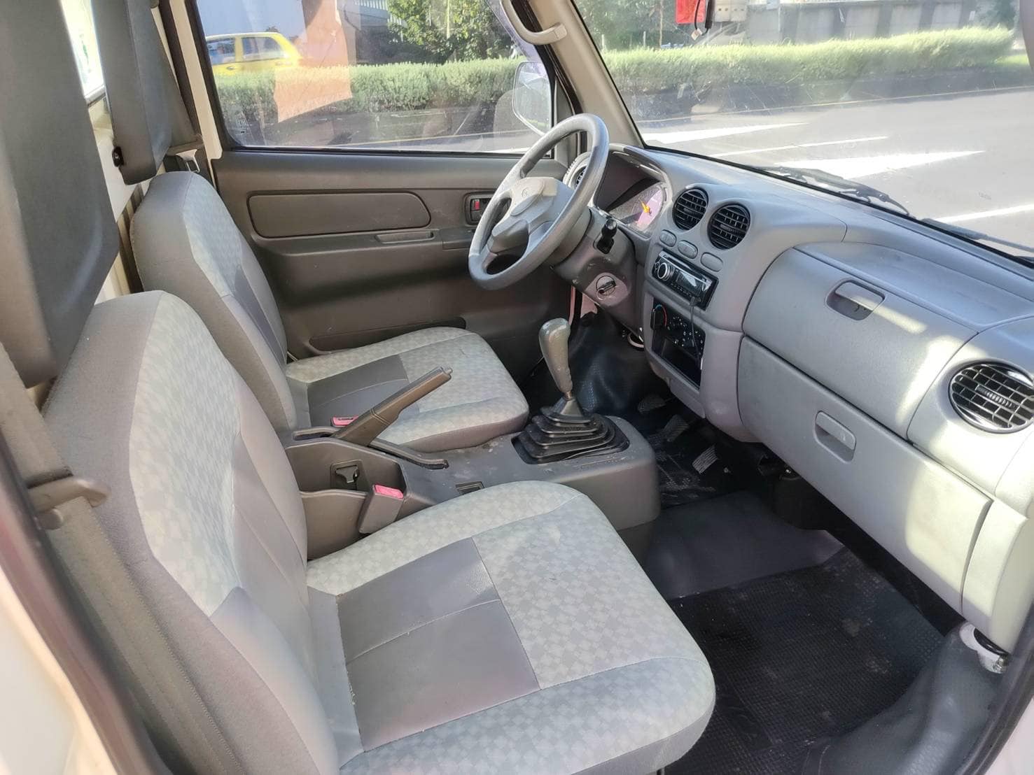 2018 Mitsubishi 三菱 VERYCA 菱利貨車 1.3L 手排  第5張相片