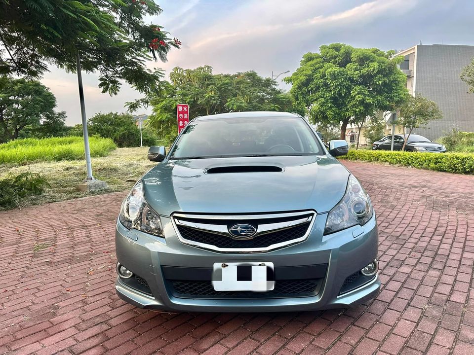 2010 Subaru Legacy Wagon 2.5GT 4WD  第3張相片