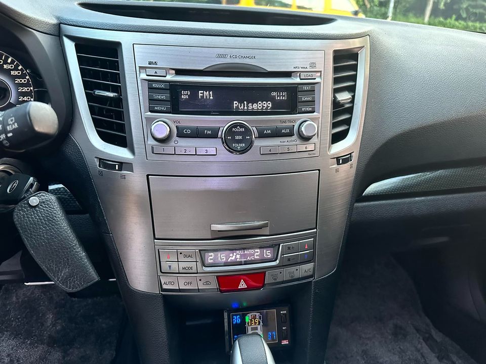 2010 Subaru Legacy Wagon 2.5GT 4WD  第12張相片
