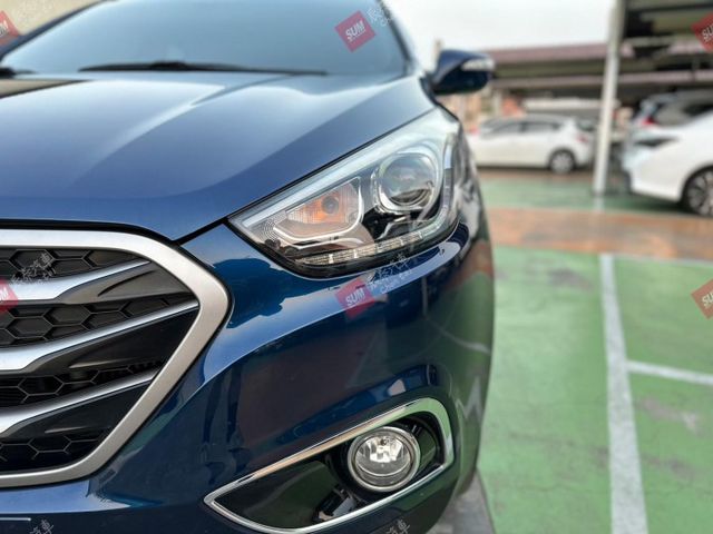 柴油尊貴型 定速 導航 電視 6安 電動椅 雙區恆溫 倒車顯影 側踏 原鈑件 實跑13萬  第14張相片
