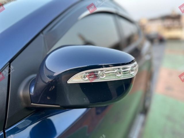 柴油尊貴型 定速 導航 電視 6安 電動椅 雙區恆溫 倒車顯影 側踏 原鈑件 實跑13萬  第15張相片