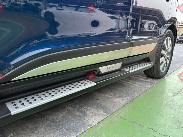 柴油尊貴型 定速 導航 電視 6安 電動椅 雙區恆溫 倒車顯影 側踏 原鈑件 實跑13萬  第18張相片