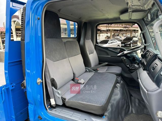 五期堅達 10尺半 車斗內白鐵皮 僅跑6萬 里程保證 原版件  第11張相片