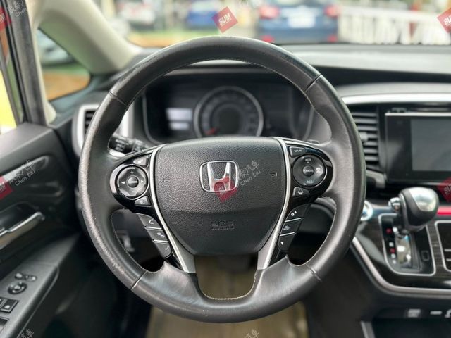 原鈑件! APEX七人座 雙電動滑門 10安 ACC 環景 自動停車 換檔撥片 車道偏移 盲點偵測  第8張相片