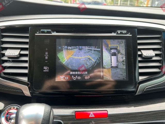 原鈑件! APEX七人座 雙電動滑門 10安 ACC 環景 自動停車 換檔撥片 車道偏移 盲點偵測  第9張相片