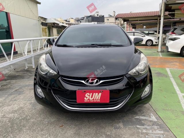 年輕人最愛 優質代步車 i-KEY 定速 恆溫 手自排 天窗 購車送安卓機  第2張相片